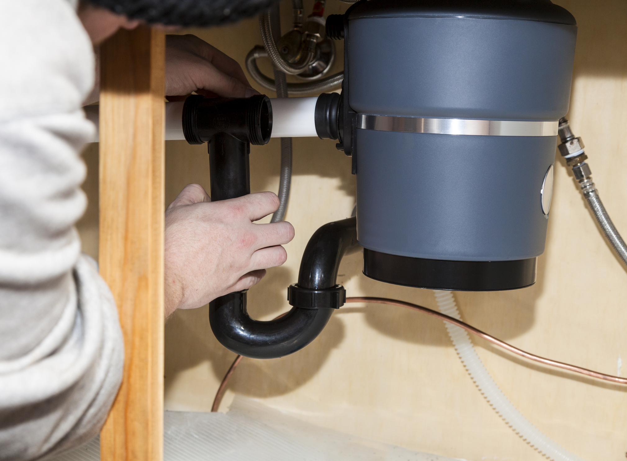 cleaning-garbage-disposal-tampa-fl